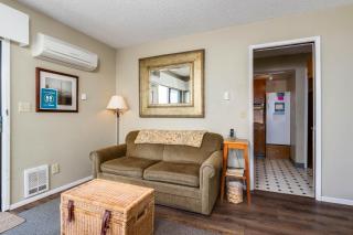 Spindrift Oceanfront Home - The Starboard - 2