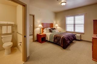 Clarion Hotel & Suites - Williston - 5