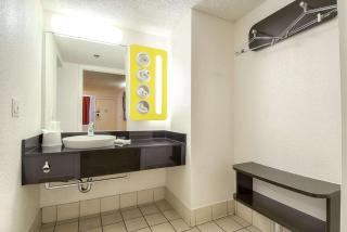 Motel 6-Anaheim, CA - Maingate - Anaheim - 8