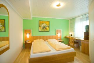 Hotel Restaurant Reichsadler - Buchen - 8