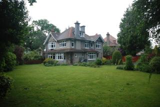 Amazing Executive maisonette with spa - 2