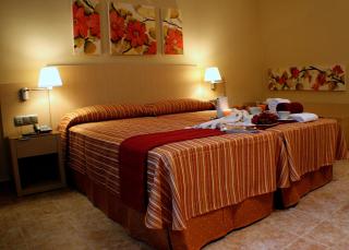 Confluent Health Resort - Cofrentes - 2