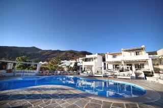 Island House Hotel - Mylopotas - 0