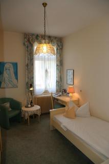 HOTEL YOGA JASMIN ehemals Hotel Eberhardt-Burghardt - Badenweiler - 6