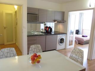 Golden Family Apartments - 2