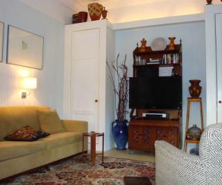 Jingle Bells Square Cottage-Historic District-Bright- Fireplace - Savannah - 7