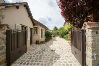 La Petite Madame - Moret-sur-Loing - 0