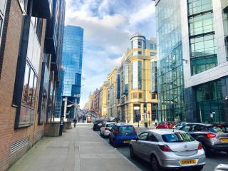 Glasgow City Centre Flat with River Views and Parking - Glasgow - 3