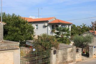Apartments with a parking space Tar, Porec - 7026 - 1