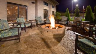 Best Western Plus Franciscan Square Inn & Suites Steubenville - Steubenville - 3
