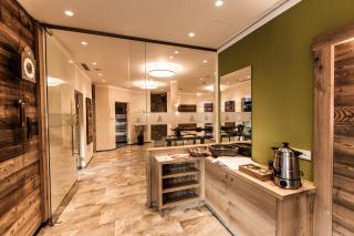 Aktivhotel Tuxerhof - 1