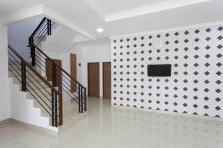 RedDoorz Plus @ Boulevard Residence BSD - 6