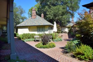 Vineyard Country Inn - St. Helena - 1