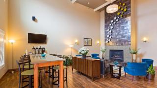 BEST WESTERN Plus Menomonie Inn & Suites - Menomonie - 9