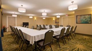 BEST WESTERN Plus Menomonie Inn & Suites - 7