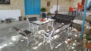 Faith's Stone House - Simou - 9