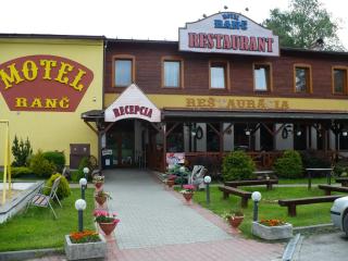 Motel Ranč - Ružomberok - 0