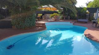 Sleep Eezy Cottages - Benoni - 7
