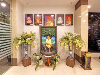 Hotel Sai Jashan Shirdi - Where blessings & comfort meet - Shirdi - 1