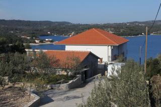 Apartments by the sea Necujam, Solta - 8647 - 9