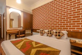 Hotel Mogul Palace - Near Masjid Bunder Mumbai - Bombay - 9
