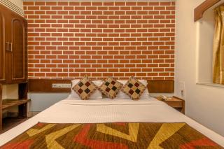 Hotel Mogul Palace - Near Masjid Bunder Mumbai - Bombay - 8