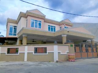 Shuang Yang Sekinchan Homestay 6 - Sekincan - 1