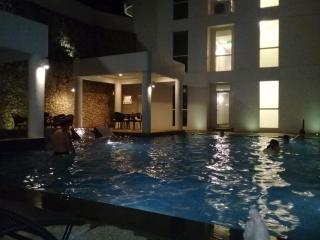 Exclusive Beach and Pools Oceanway Residences - 5