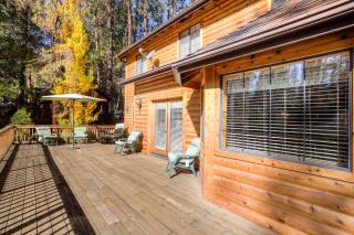 7 Cedar Lodge - Wawona - 1