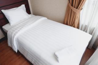2BR Prestige Essence Dharmawangsa Apartment By Travelio - 3