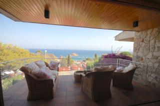 Lets Holidays Sailor House with Sea Views - Tossa de Mar - 9