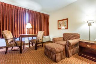 Americas Best Value Inn Winston-Salem - 4