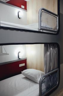 Tales Khaosan (Cafe & Hostel) - 3