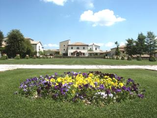 La Tenuta Dei Ciclamini - Avigliano - 4