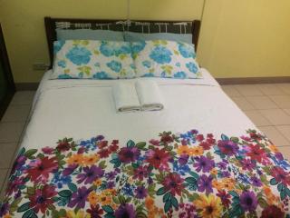 Leons Den is a long term accomodation of atleast 1 month stay - 6