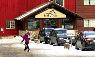 Fernie Slopeside Lodge - Fernie - 1