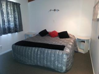 Palm Pacific Resort & Motel - Whangamata - 1
