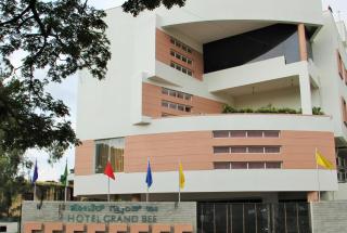 Hotel Grand Bee Bangalore - Bangalore - 0
