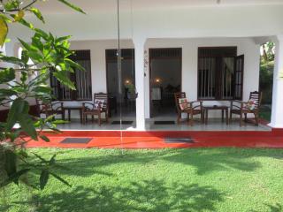 Jungle Holiday Home - Hikkaduwa - 8