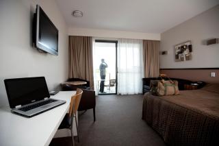 Macquarie 4 Star - Warners Bay - 8