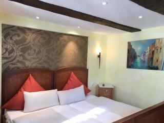 Fachwerk-Hotel Eisenbart - Hannoversch Münden - 2