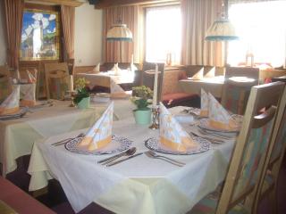 Aparthotel Garni am Johannesbrunnen - Fiss - 6