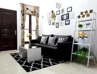 Villa Fifari - 5 Kamar Tidur, 3 Kamar Mandi - 3