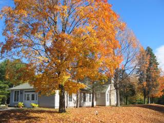 Tuxbury Pond Camping Resort Tiny House Riley - South Hampton - 6