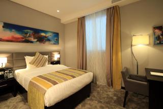 Best Plus Aurora Hotel - 9