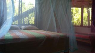 Light House Beach Hut - Komari - 7