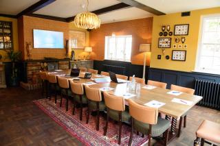 The White Horse - Hertingfordbury - 2