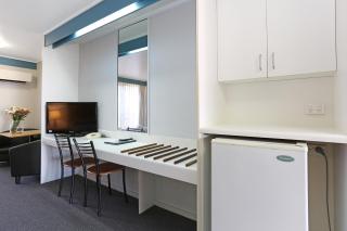 Reef Resort Motel - Mackay - 9