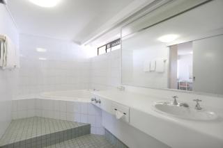 Reef Resort Motel - Mackay - 2