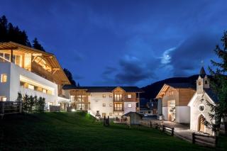 Hotel La Fradora - Dolomites Hotel - San Cassiano - 1